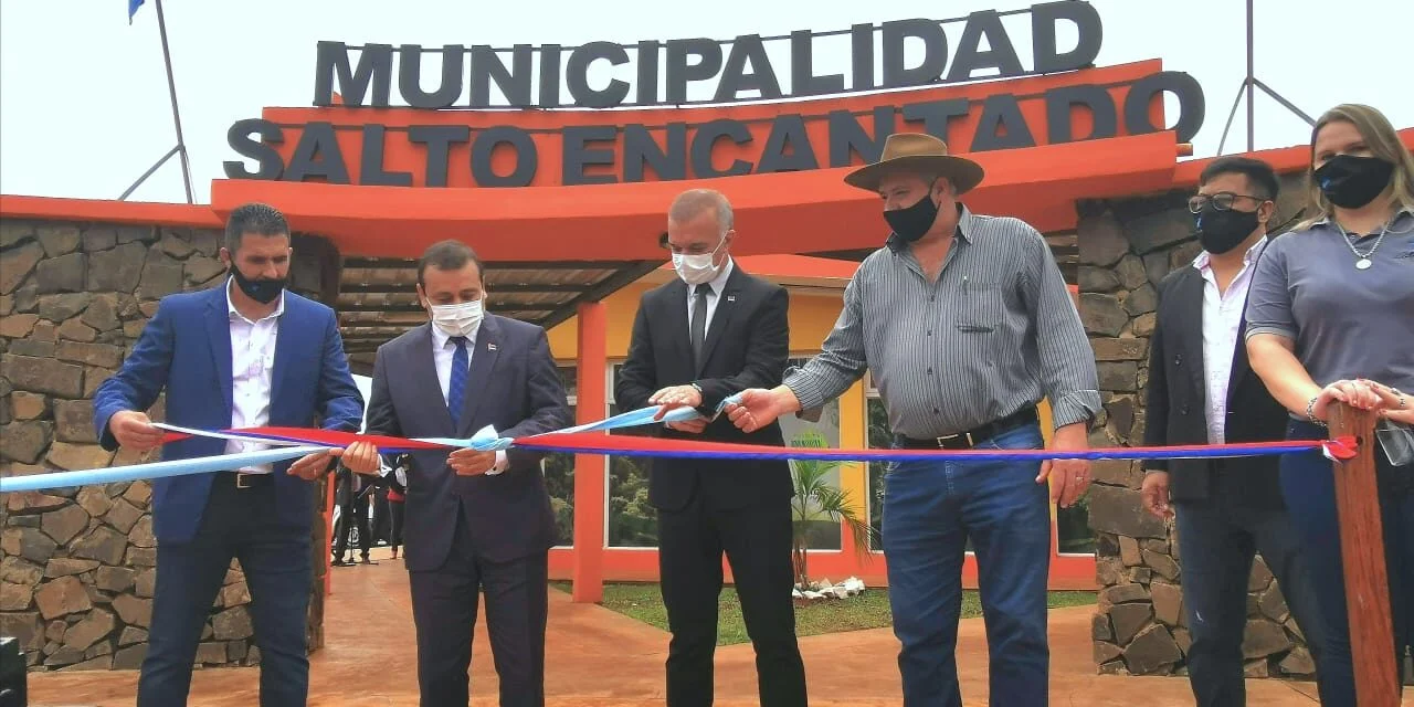 SALTO ENCANTADO TIENE 12 SUBLEMAS QUE PRETENDEN LLEGAR A LA INTENDENCIA