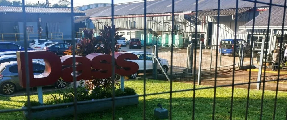 FÁBRICA DE ZAPATILLAS DE ELDORADO SUSPENDIÓ JORNADA LABORAL POR FALTA DE INSUMOS