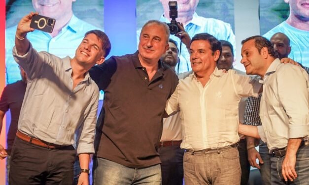 EL CHISMERÍO DE LA POLÍTICA …