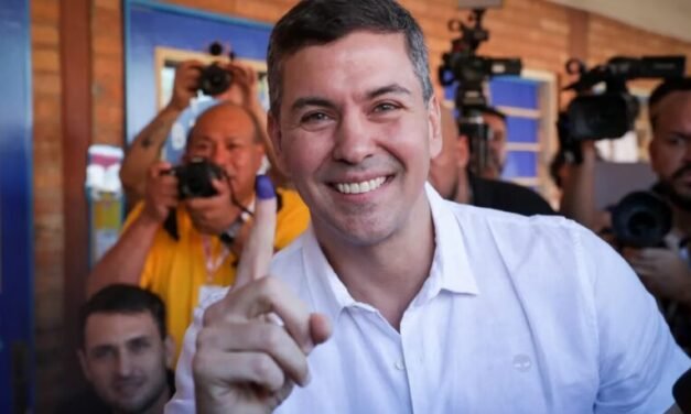 SANTIAGO PEÑA SE ENCAMINA A GANAR LA PRESIDENCIA EN PARAGUAY