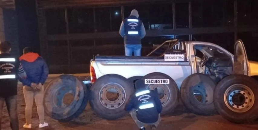 DETENIDO POR VENDER NEUMÁTICOS ROBADOS EN ARISTÓBULO