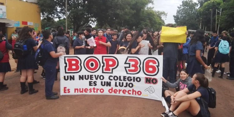 Protesta: “La escuela es un peligro para alumnos y docentes”