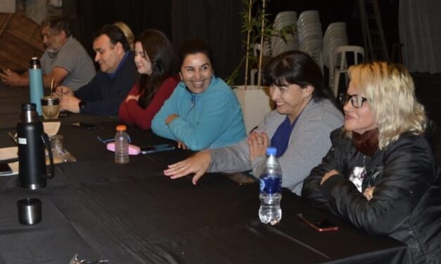 TRABAJADORES DE PRENSA DE LA ZONA CENTRO BUSCAN CONFORMAR ENTIDAD QUE LOS REPRESENTE