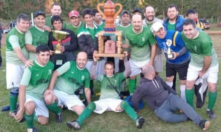 LAPACHO SE QUEDÓ CON EL TORNEO DE VETERANOS “EUGENIO «NITO» HACKBART” DE LISEFA