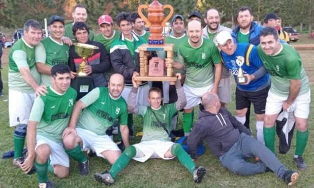 LAPACHO SE QUEDÓ CON EL TORNEO DE VETERANOS “EUGENIO «NITO» HACKBART” DE LISEFA