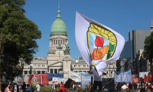 NO FUE UN PARO NACIONAL, FUE UN CONGRESO NACIONAL DEL P.J. A CIELO ABIERTO