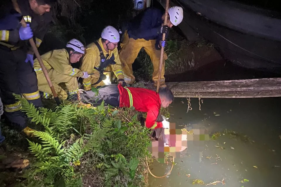 SALTO ENCANTADO: ENCUENTRAN DOS CADÁVERES EN UN ESTANQUE