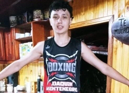 EL “DIAMANTE” MONTENEGRO ILUSIONA A PROFESIONALES DEL BOX 