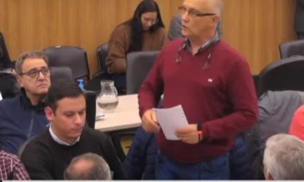 CADA SECTOR DEBE LLEVAR SU RECLAMO DE MANERA INDEPENDIENTE
