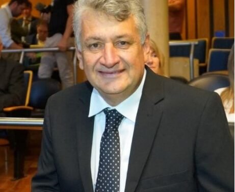 “EL GOBERNADOR SE TIENE QUE PONER AL FRENTE DE ÉSTA SITUACIÓN. HASTA QUE NO HAGA ESO LA GENTE NO LO VA A TOMAR COMO UNA SALIDA.