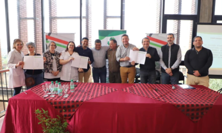 LA MUNICIPALIDAD DE ARISTÓBULO DEL VALLE FIRMÓ CONVENIO PARA LA RECOLECCIÓN DE ACEITES VEGETALES Y DE COCINA USADOS