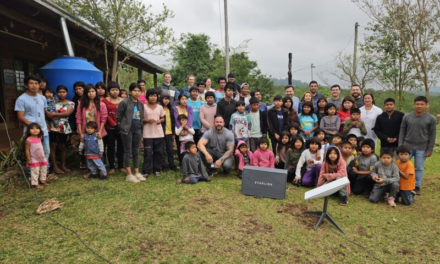 STARLINK LLEGÓ A LA ESCUELA 948 DE CUÑA PIRÚ