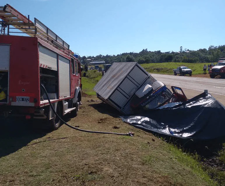 CONMOCIÓN EN ARISTÓBULO DEL VALLE Y SALTO ENCANTADO POR ACCIDENTE DE TRÁNSITO FATAL