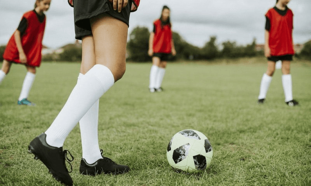 TORNEO DE VERANO NOCTURNO DE FUTBOL FEMENINO