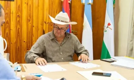 AUMENTOS EN SALARIOS, HORAS EXTRAS Y ASIGNACIONES FAMILIARES A MUNICIPALES DE DOS DE MAYO