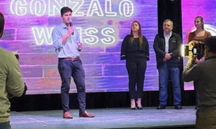 “VAMOS A DAR GOBERNABILIDAD, PERO TAMBIÉN QUE EL EJECUTIVO HAGA LAS OBRAS QUE DEBE HACER Y QUE INFORME AL PUEBLO” 