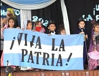“HONREMOS A NUESTROS PRÓCERES CON HECHOS. CONSTRUYAMOS UNA SOCIEDAD CON IGUALDAD, INCLUSIÓN, SOLIDARIDAD Y COMPROMISO, ENTRE TODOS”