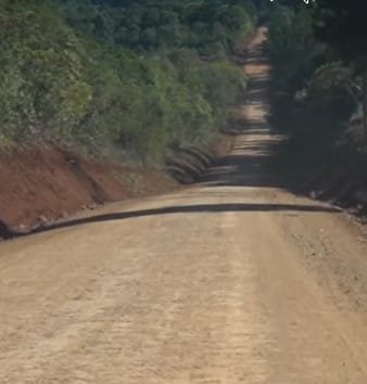 AMBICIOSO PLAN DE CONSOLIDACIÓN DE CAMINOS TERRADOS EN DOS DE MAYO