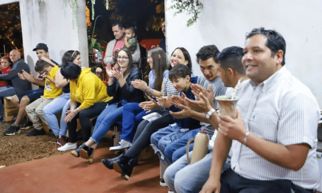 “ESTAMOS TOMANDO LAS DEMANDAS DE LOS VECINOS PARA RESOLVERLAS DURANTE LA GESTIÓN”