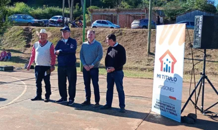 CÓMO EN EL PATIO DE CASA