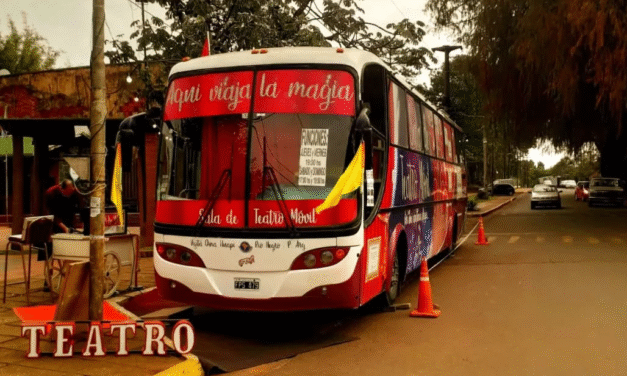 EL “TEATRO MÓVIL” LLEGÓ A ARISTÓBULO DEL VALLE