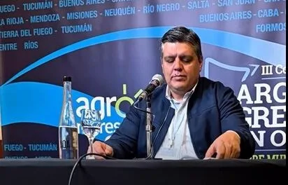 DE ARISTÓBULO DEL VALLE AL PAÍS Y AL MUNDO