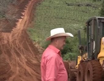 REPARACIÓN DE CAMINOS RURALES IMPULSA EL DESARROLLO EN DOS DE MAYO