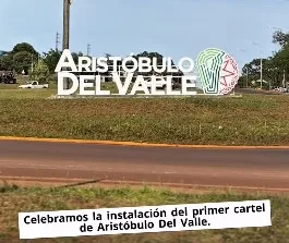 NUEVA CARTELERÍA EN EL ACCESO A ARISTÓBULO DEL VALLE