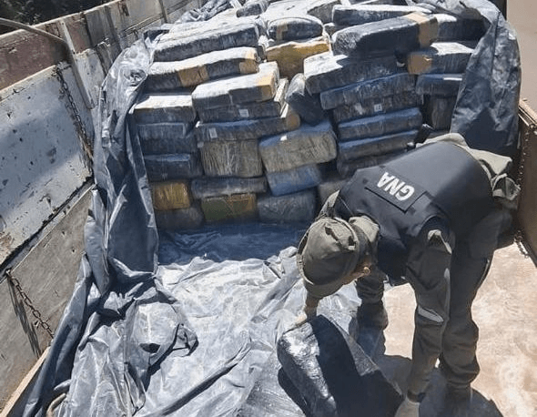 EN MISIONES LOGRARON LA INCAUTACIÓN DE DROGA MÁS GRANDE DE LA HISTORIA ARGENTINA