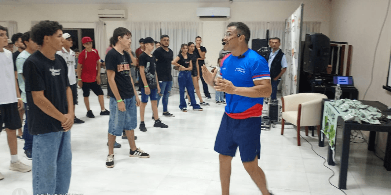 LECCIONES DE UN CAMPEÓN: «MARAVILLA» MARTÍNEZ BRINDÓ UNA MASTER CLASS HISTÓRICA EN DOS DE MAYO