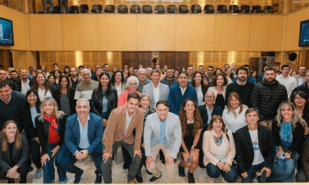 CONCEJALES DE ARISTÓBULO DEL VALLE ARTICULAN AGENDA CON LEGISLADORES PROVINCIALES