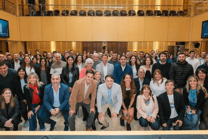 CONCEJALES DE ARISTÓBULO DEL VALLE ARTICULAN AGENDA CON LEGISLADORES PROVINCIALES