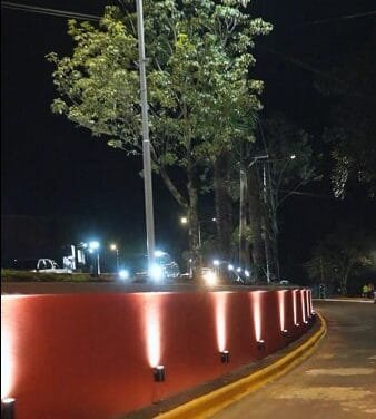LA PUESTA EN VALOR DE LA AVENIDA DEL COLONO TRANSFORMA EL PAISAJE URBANO EN DOS DE MAYO