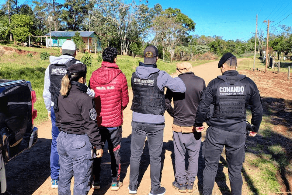 DETIENEN A 2 HOMBRES POR EL REPUDIABLE VANDALISMO EN LA ESTACIÓN DE BOMBEO DE LA COOPERATIVA CAINGUÁS